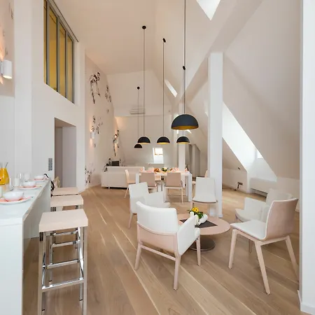 Empirent Avenue Apartment Prag